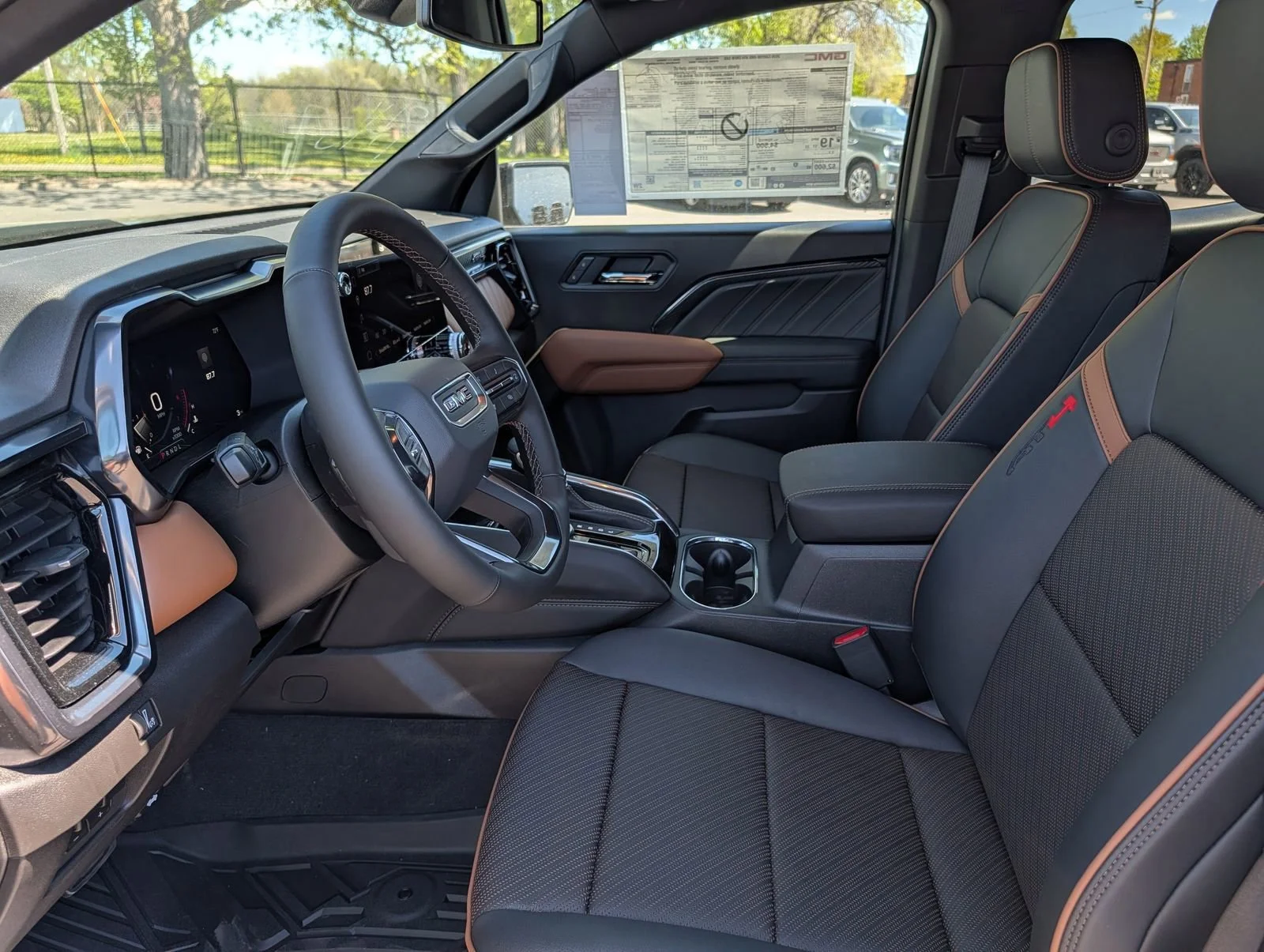 New 2026 Onyx Black GMC AT4 image 4