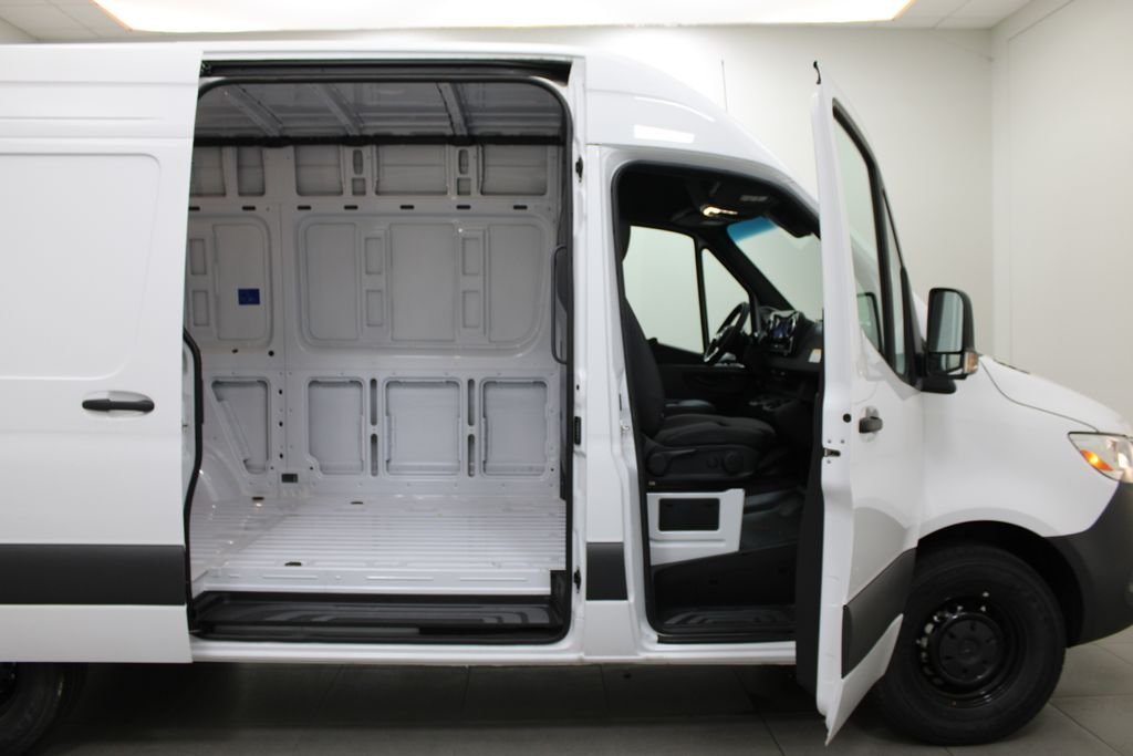 2025 Mercedes-Benz Sprinter Cargo Van Base - Photo 25
