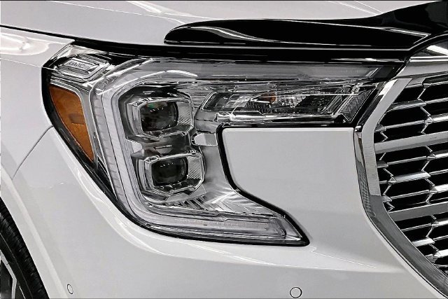 Used 2024 Summit White GMC Denali image 35