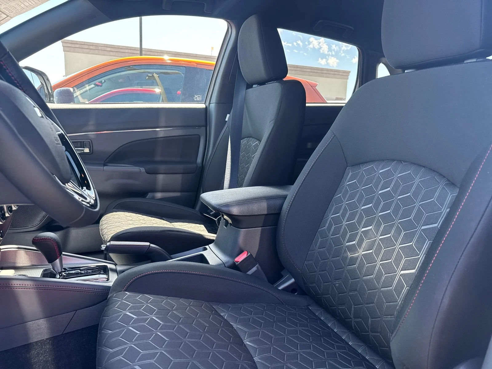 Used 2025 White Diamond Mitsubishi Trail Edition image 12