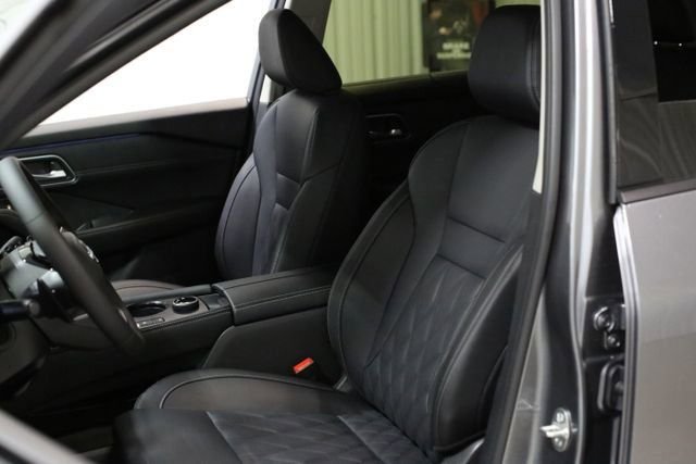 2026 Nissan Rogue Platinum - Photo 9