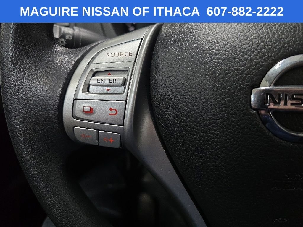 Used 2016 Silver Nissan 2.5 S image 19