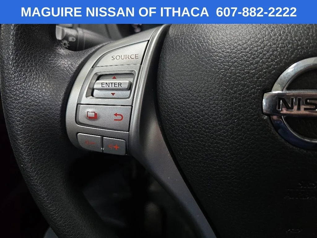 Used 2016 Silver Nissan 2.5 S image 19