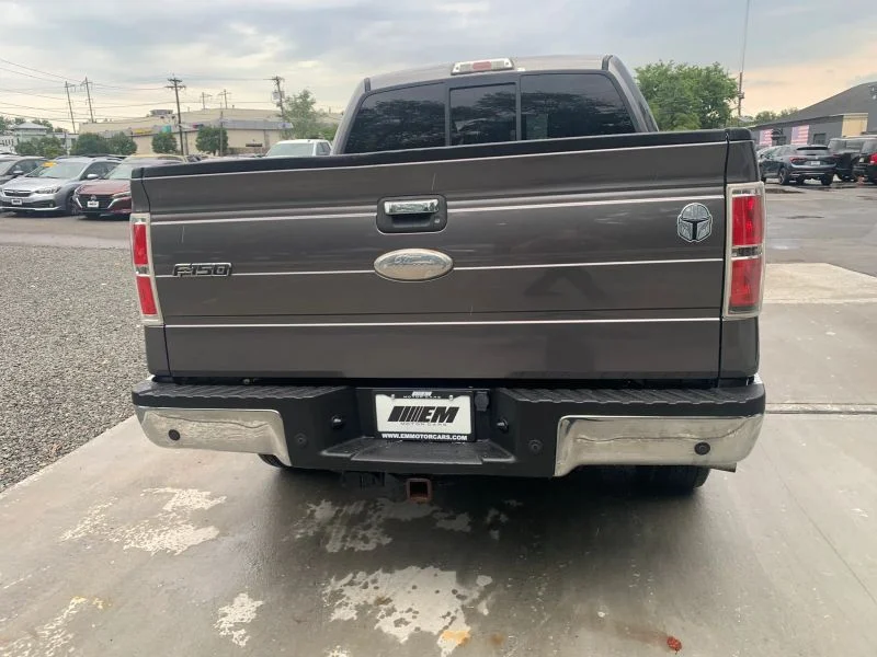 Used 2011 Gray Ford XLT Pickup 4D 5 1/2 ft image 15