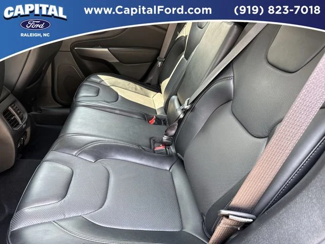 Used 2022 Black Jeep Limited image 18