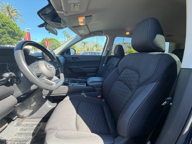 Used 2025 Blue Nissan SV image 32