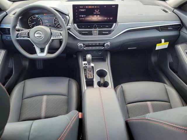 New 2026 Gray Sky Pearl / Super Black Two-tone Nissan SR image 14