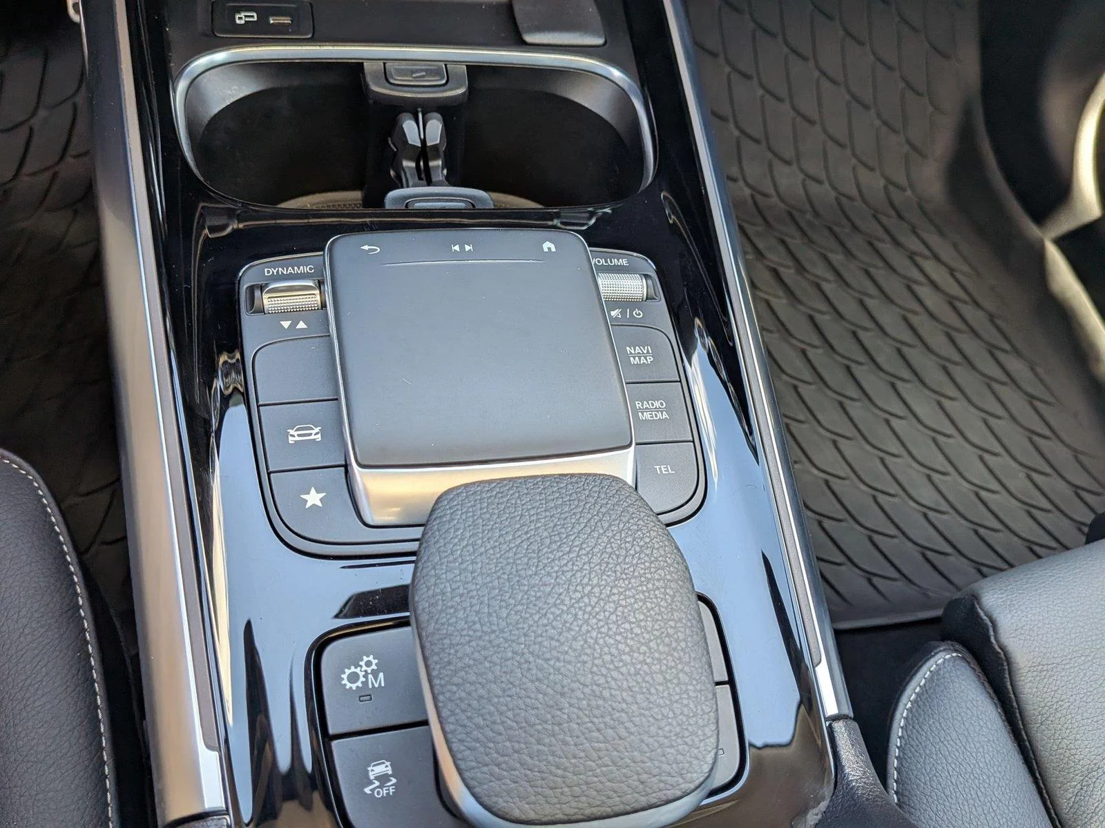 Used 2021 Iridium Silver Metallic Mercedes-Benz AMG® GLA 35 image 25