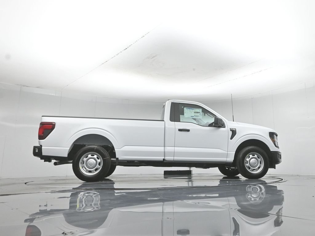 New 2026 Oxford White Ford XL image 45