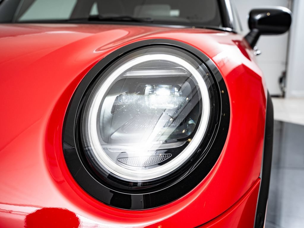 Used 2026 Chili Red Ii MINI Signature image 15