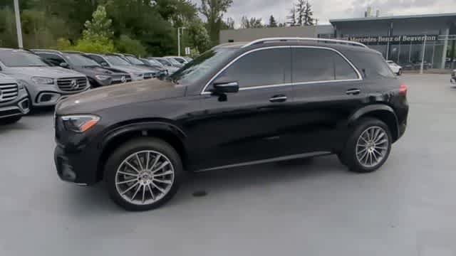 Used 2025 Black Mercedes-Benz GLE 580 image 4