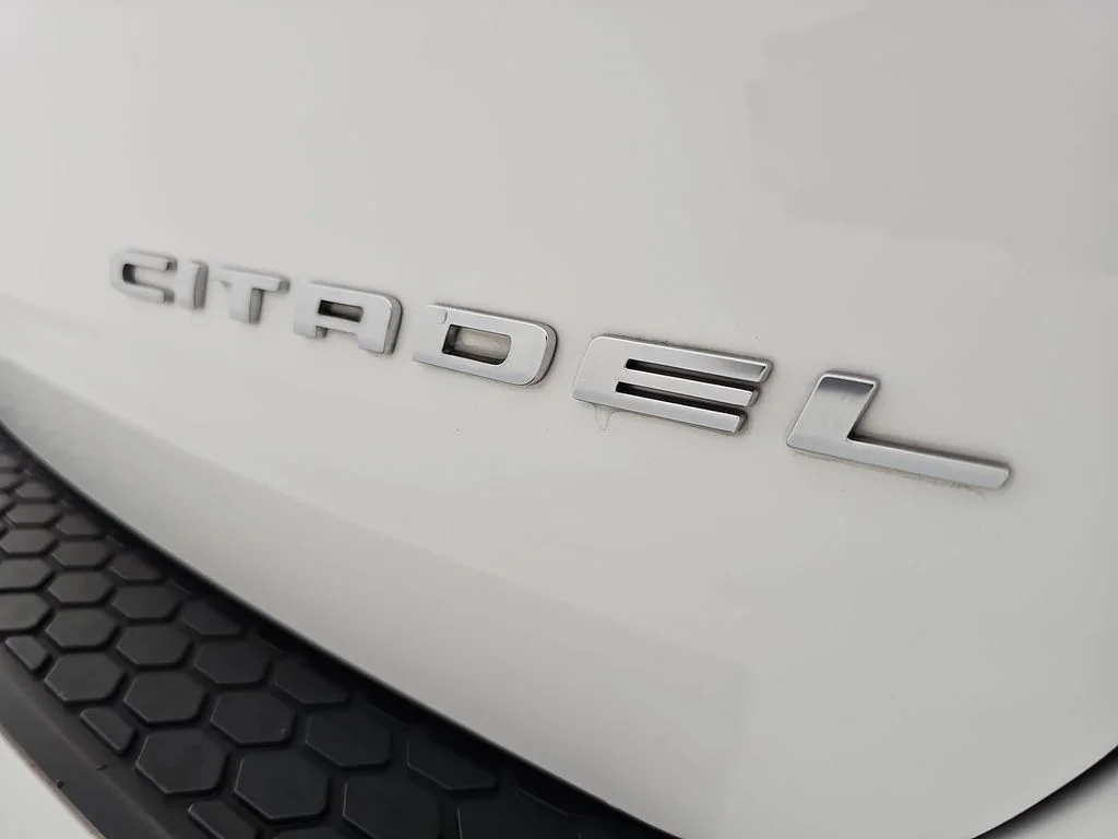 Used 2022 White Dodge Citadel image 49