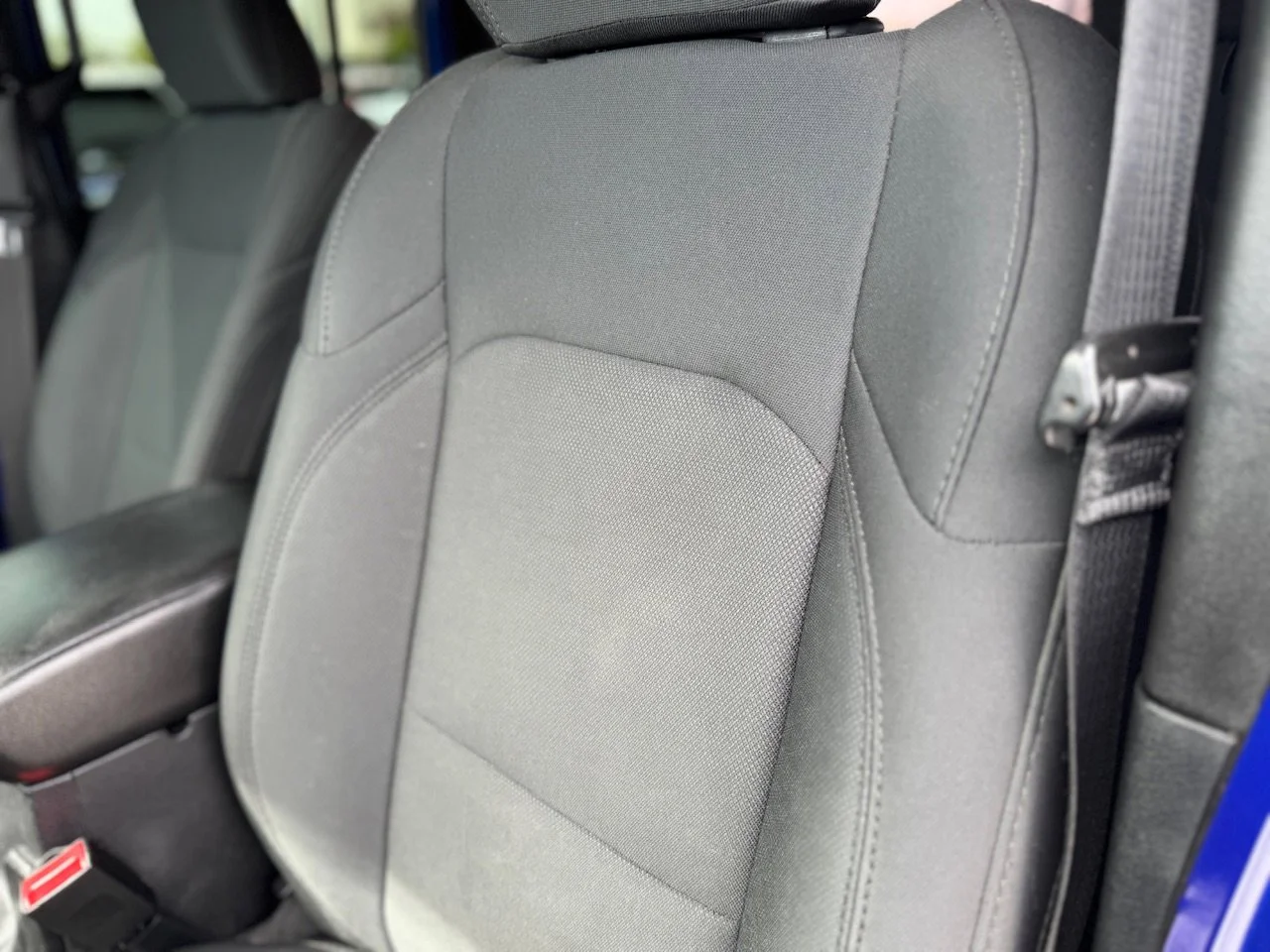 Used 2019 Ocean Blue Metallic Clearcoat Jeep Sport S image 13