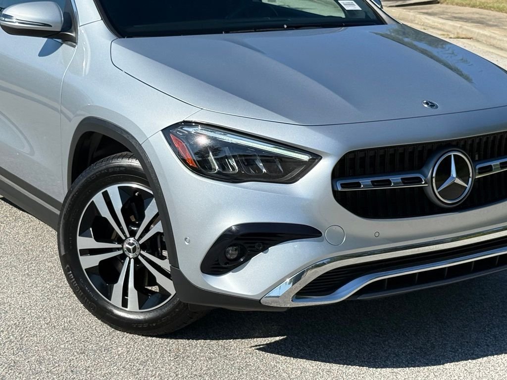 Used 2025  Mercedes-Benz GLA 250 image 3