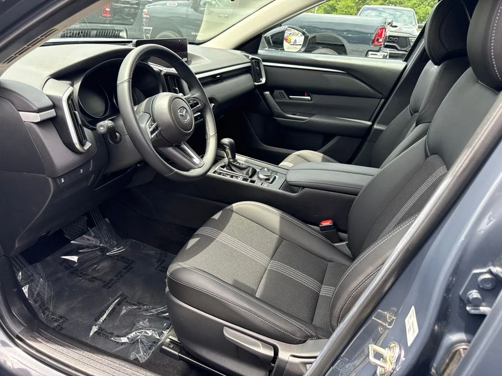 Used 2025 Gray Mazda 2.5 S Select Package image 3