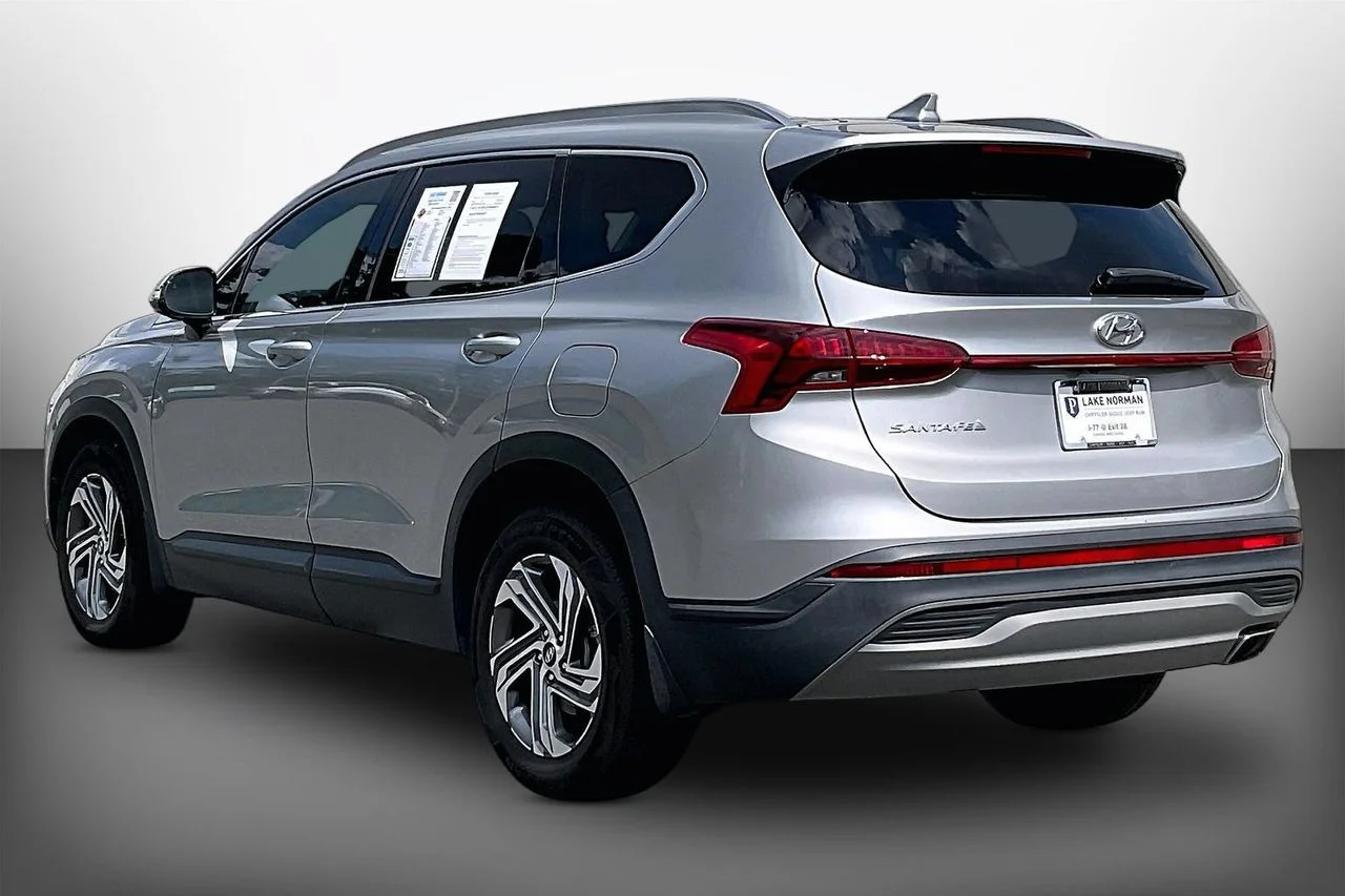 Certified Used 2023 Silver Hyundai SEL image 6