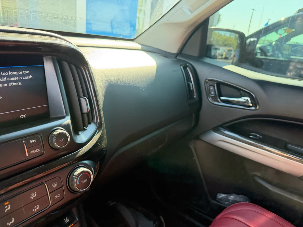 Used 2021 BLACK Chevrolet 2WD LT image 9