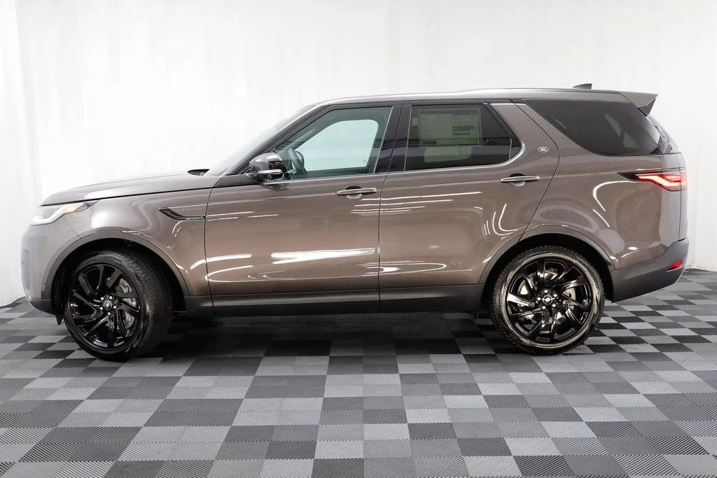New 2025 Gray Land Rover S image 5