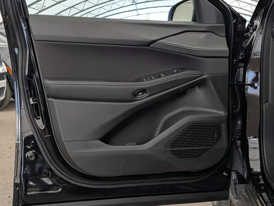 New 2026 Black Jeep Laredo - - 4x4 - 1.6L Turbo Hybrid - Uconnect 5 w/ 12.3 Screen & More! image 12