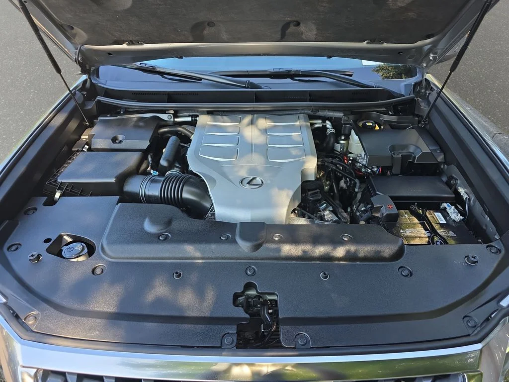 Certified Used 2021 ATOMIC SILVER Lexus 460 image 30