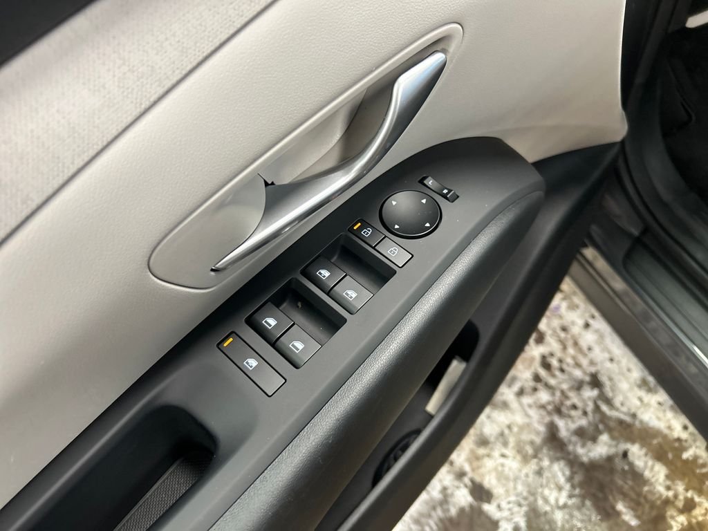 Certified Used 2026 Gray Hyundai SEL Premium image 16