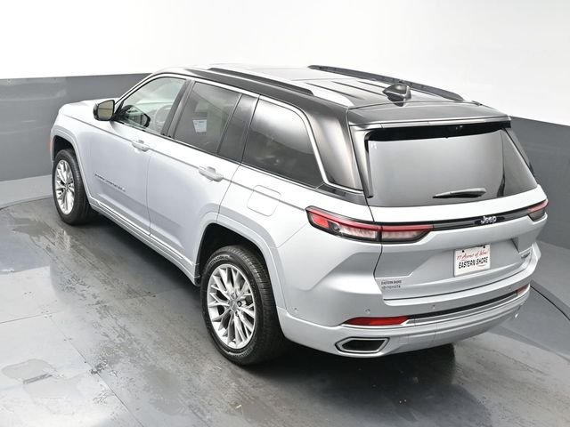 Used 2023 Silver Jeep Summit image 42