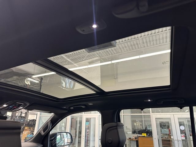 New 2026 High Gloss Black Exterior Paint Jeep Limited Reserve image 32