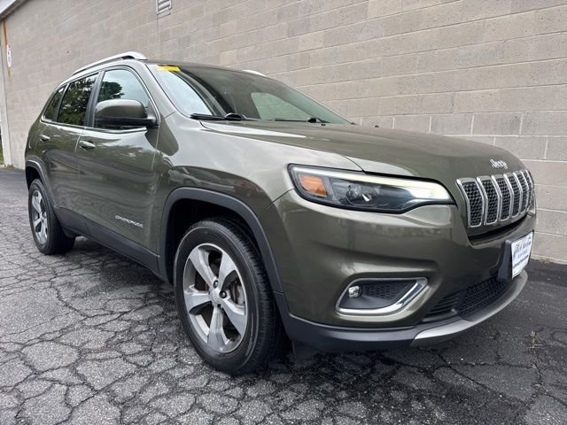 Used 2019 Jeep Cherokee Limited with VIN 1C4PJMDXXKD352976 for sale in Pasadena, MD