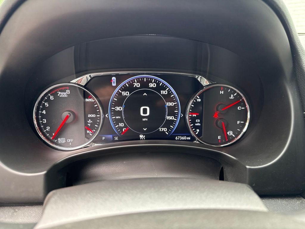 Used 2022 White GMC Denali image 29