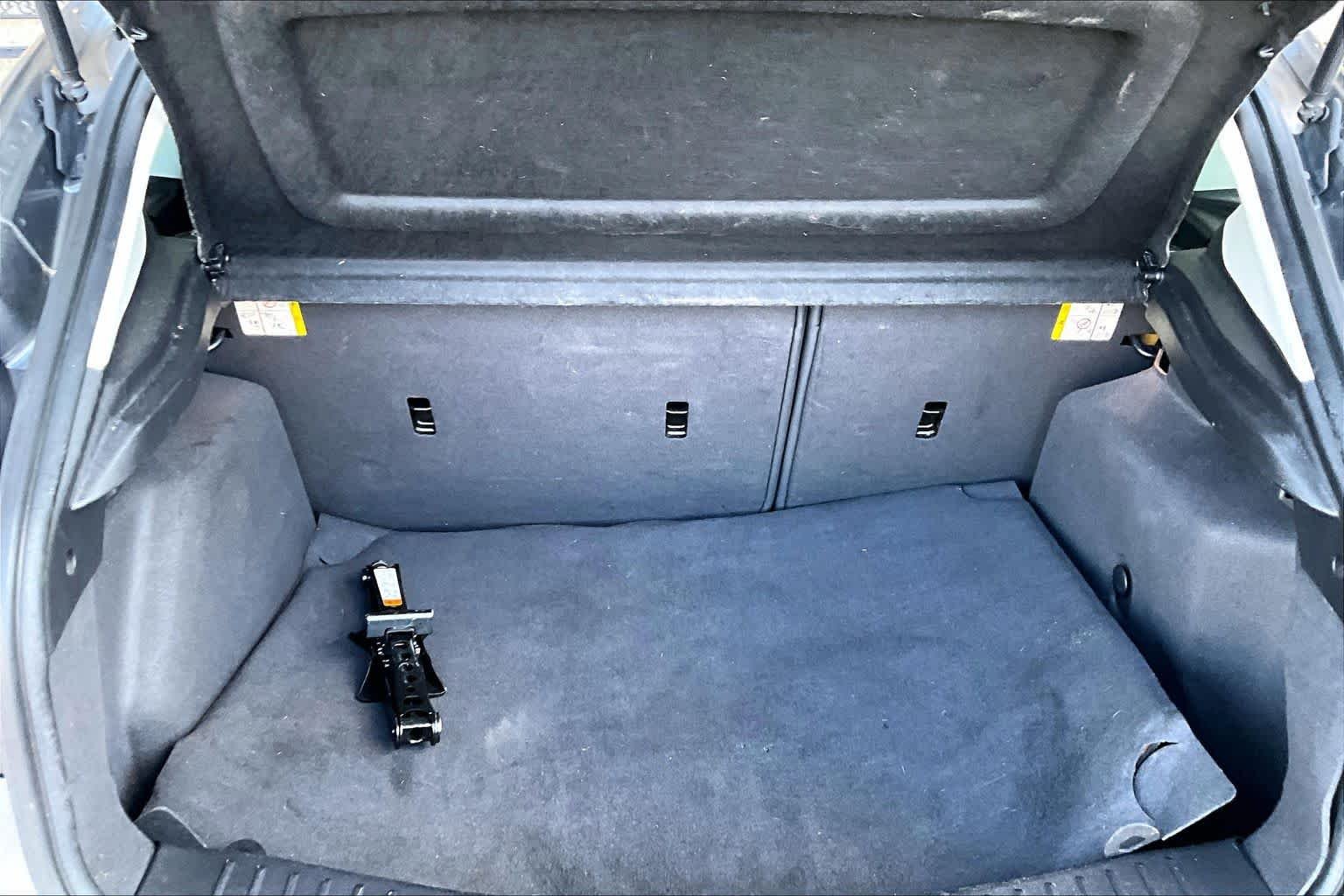 Used 2014 Sterling Gray Metallic Ford SE image 30