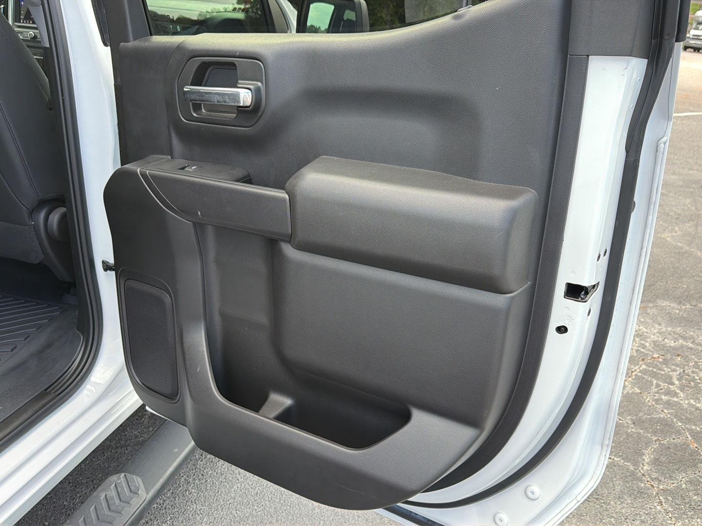 Used 2024 Summit White Chevrolet Custom image 15