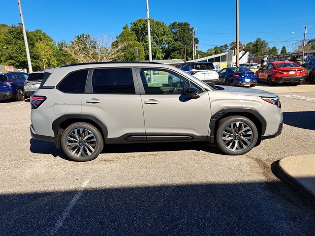 2026 Subaru FORESTER TOURING SUV Slide 6
