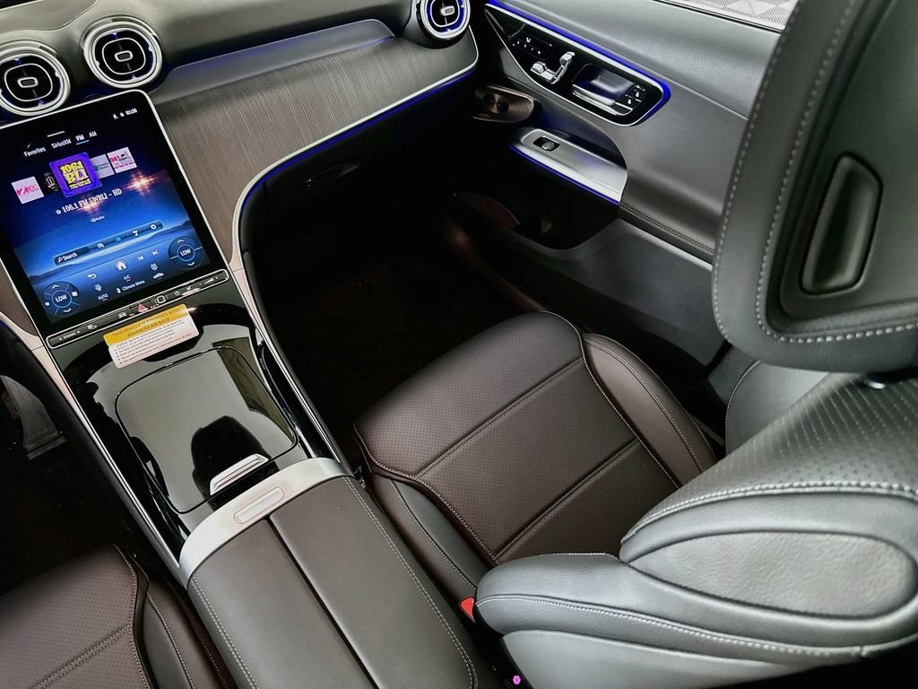 New 2026 Polar White Mercedes-Benz GLC 300 image 58