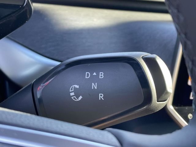 2025 Volkswagen ID. Buzz PRO S - Photo 18