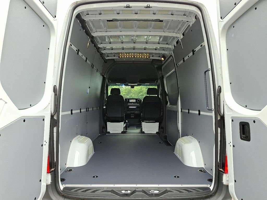2025 Mercedes-Benz Sprinter Cargo Van Base - Photo 17
