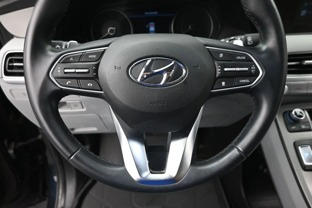 Used 2022 White Hyundai SEL image 19