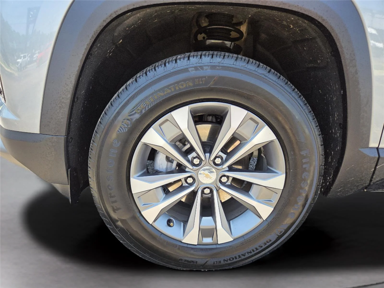 Used 2026 Sterling Gray Metallic Chevrolet FWD LT image 32