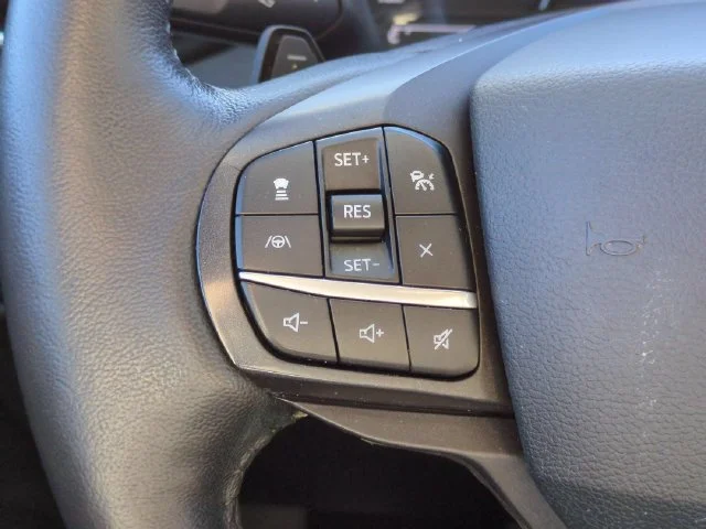 Used 2020 White Ford XLT image 16
