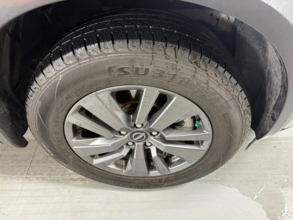 Used 2024 Silver Nissan SV image 11