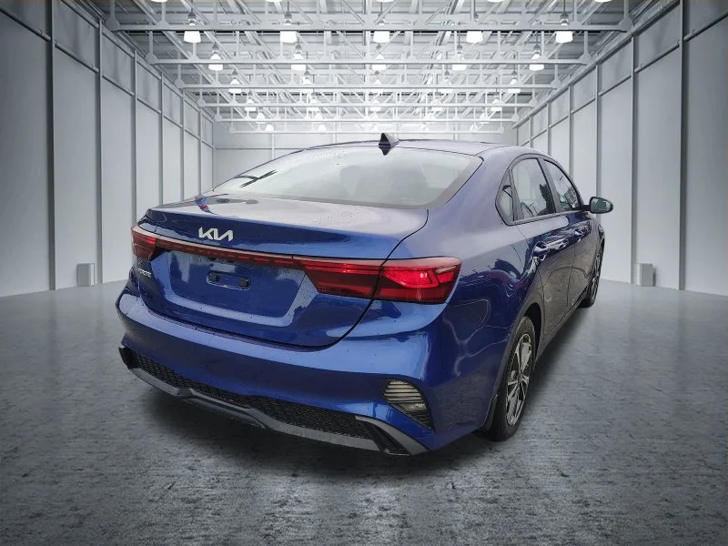 Used 2024 Blue Kia LXS image 5