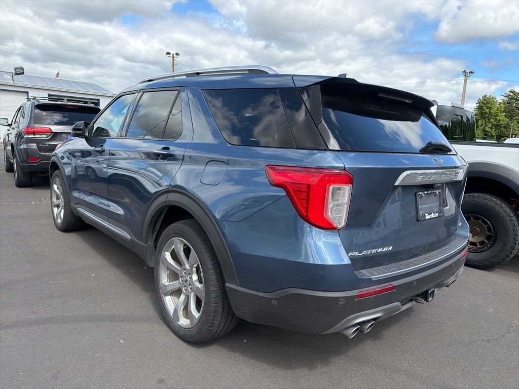Used 2020 Blue Metallic Ford Platinum image 6