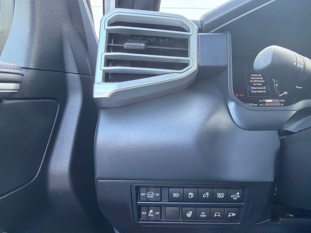 Used 2025  Toyota Limited image 19