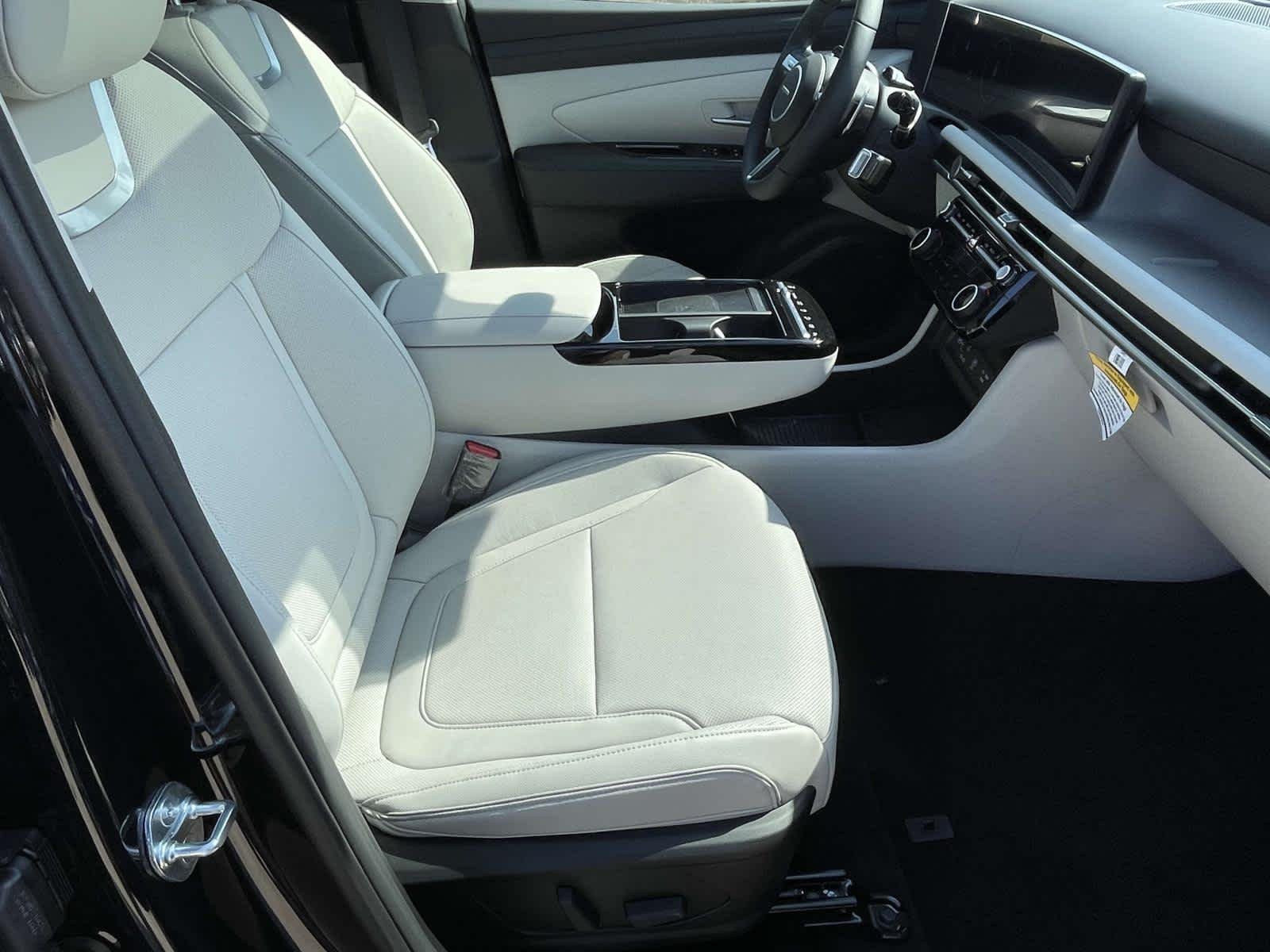 New 2026 Phantom Black Hyundai Limited image 21