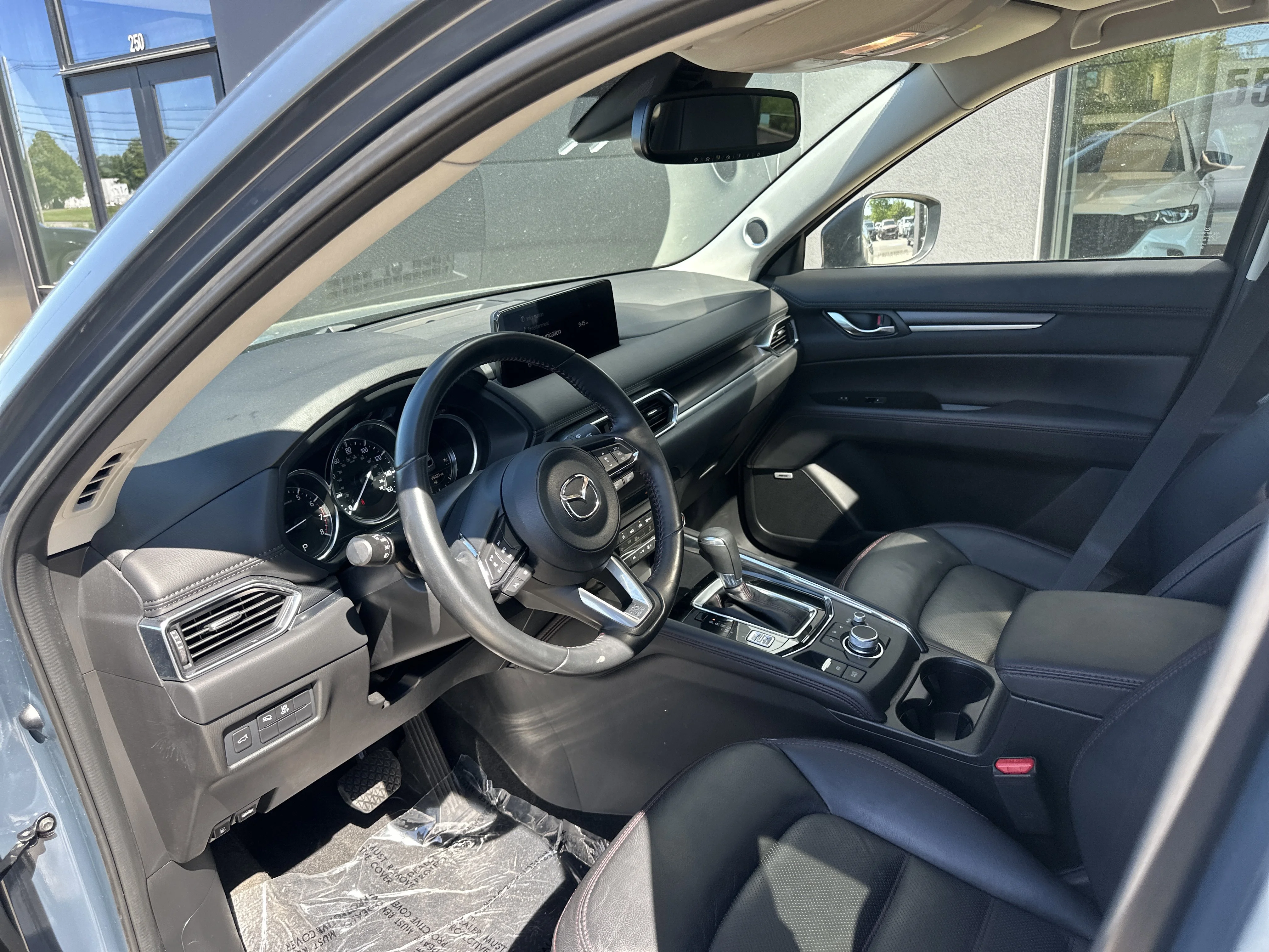 Used 2021 Polymetal Gray Mazda Carbon Edition Turbo image 4