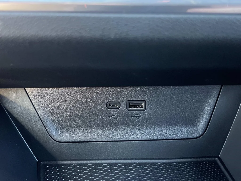 2027 Chevrolet Equinox LT - Photo 23