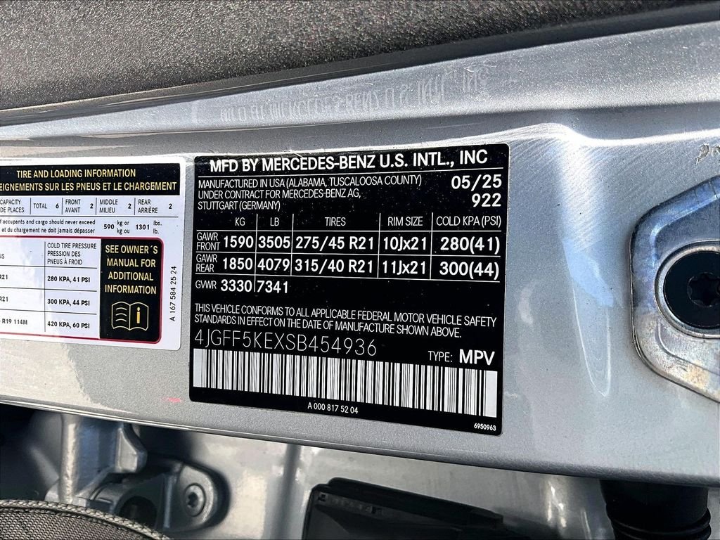 Used 2025 White Mercedes-Benz GLS 450 image 37