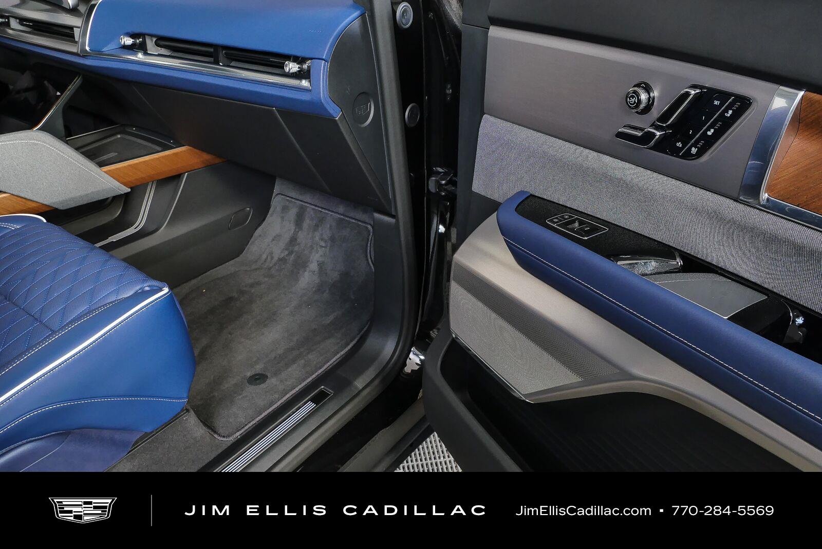 2026 Cadillac VISTIQ Premium Luxury - Photo 24