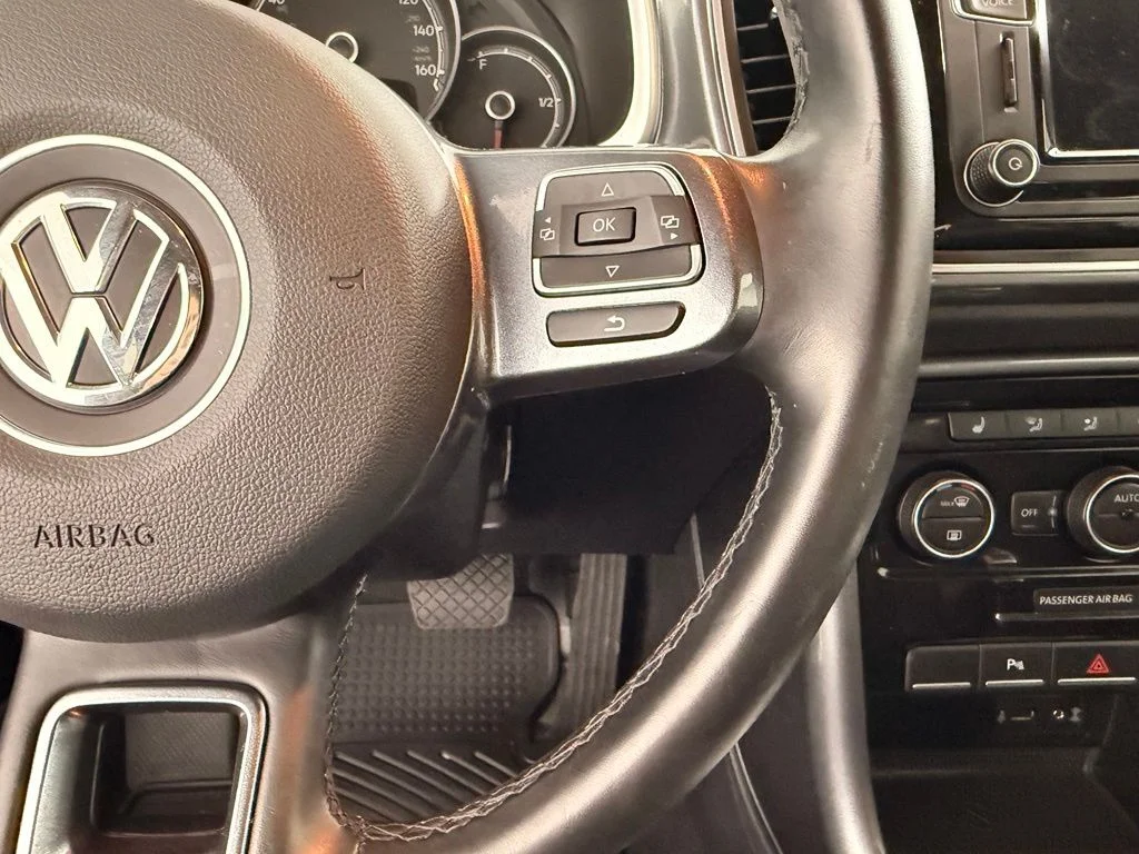 Used 2019 Gray Volkswagen 2.0T SE image 20