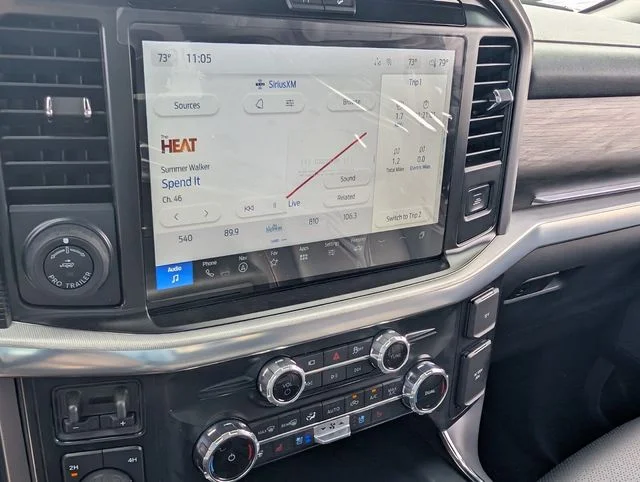 2025 Ford F-150 Lariat - Photo 13