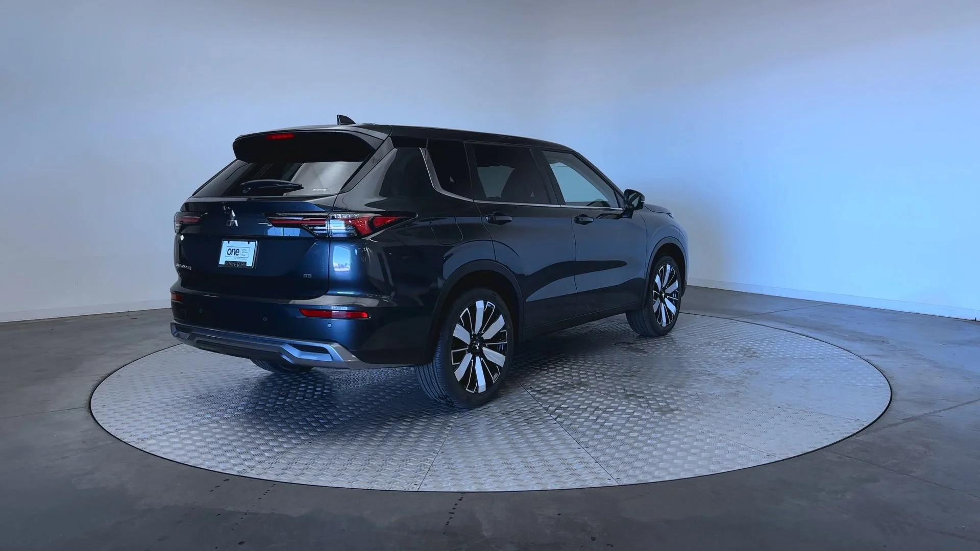 New 2026 Graphite Gray Mitsubishi SE 1.5T S-AWC image 8
